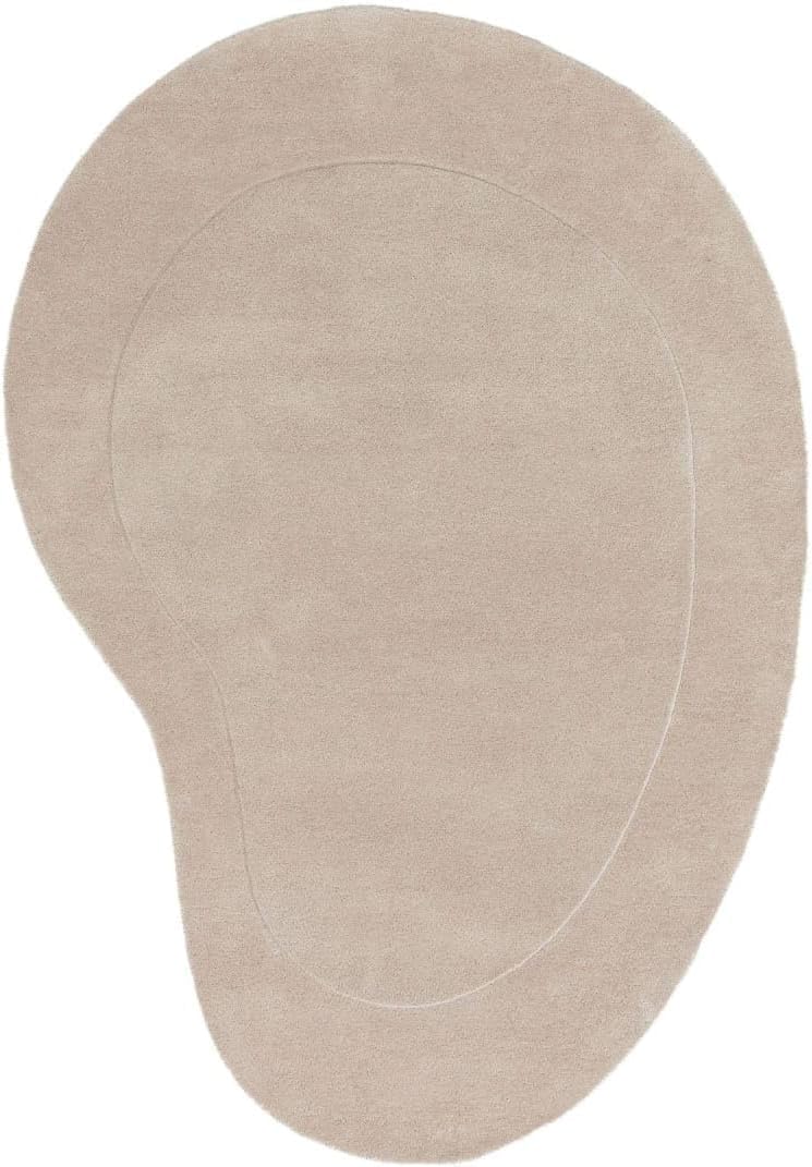 Unique Kidney Shaped Rug - Image 9