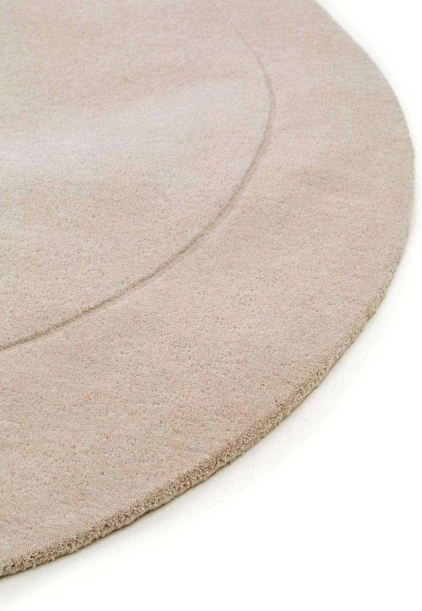 Unique Kidney Shaped Rug - Image 11