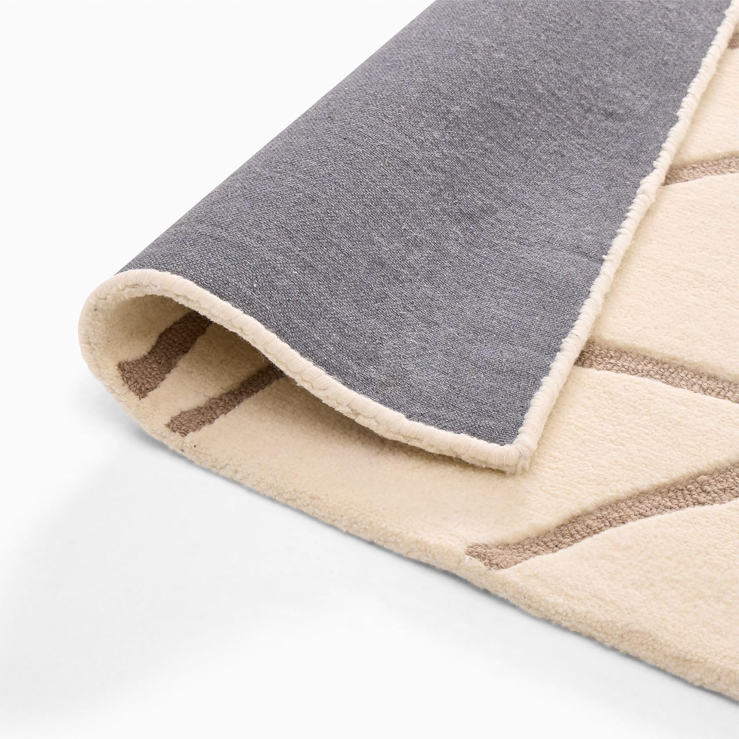 Line Pattern Abstract Rug - Image 8