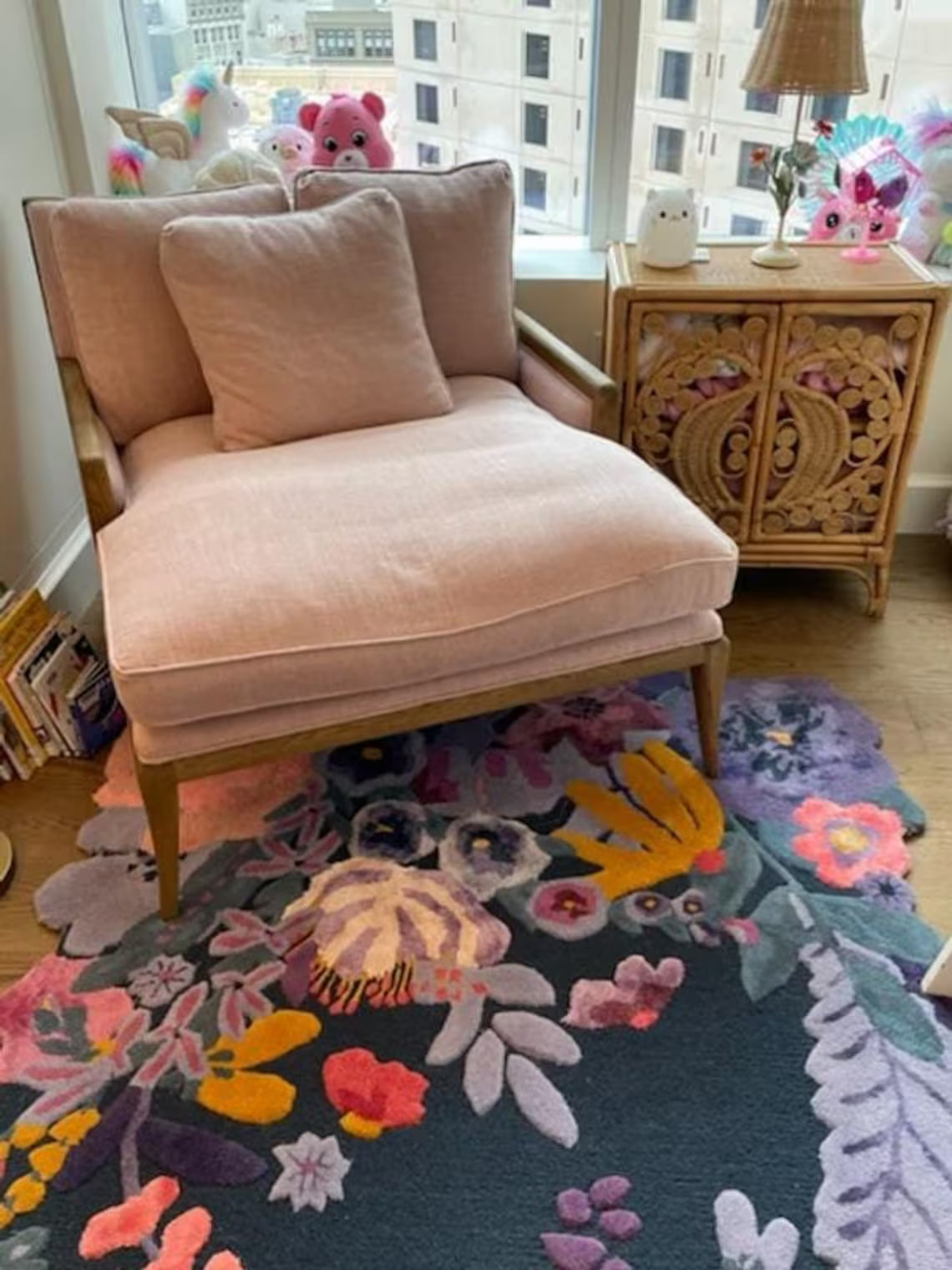 Dark Shade Irregular Multicoloured Flower Rug 100% Imported Blended Wool - Image 4