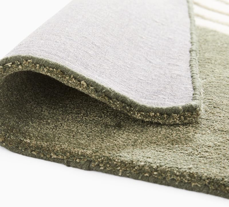 Irregular Shape Green and White Runner - Image 4