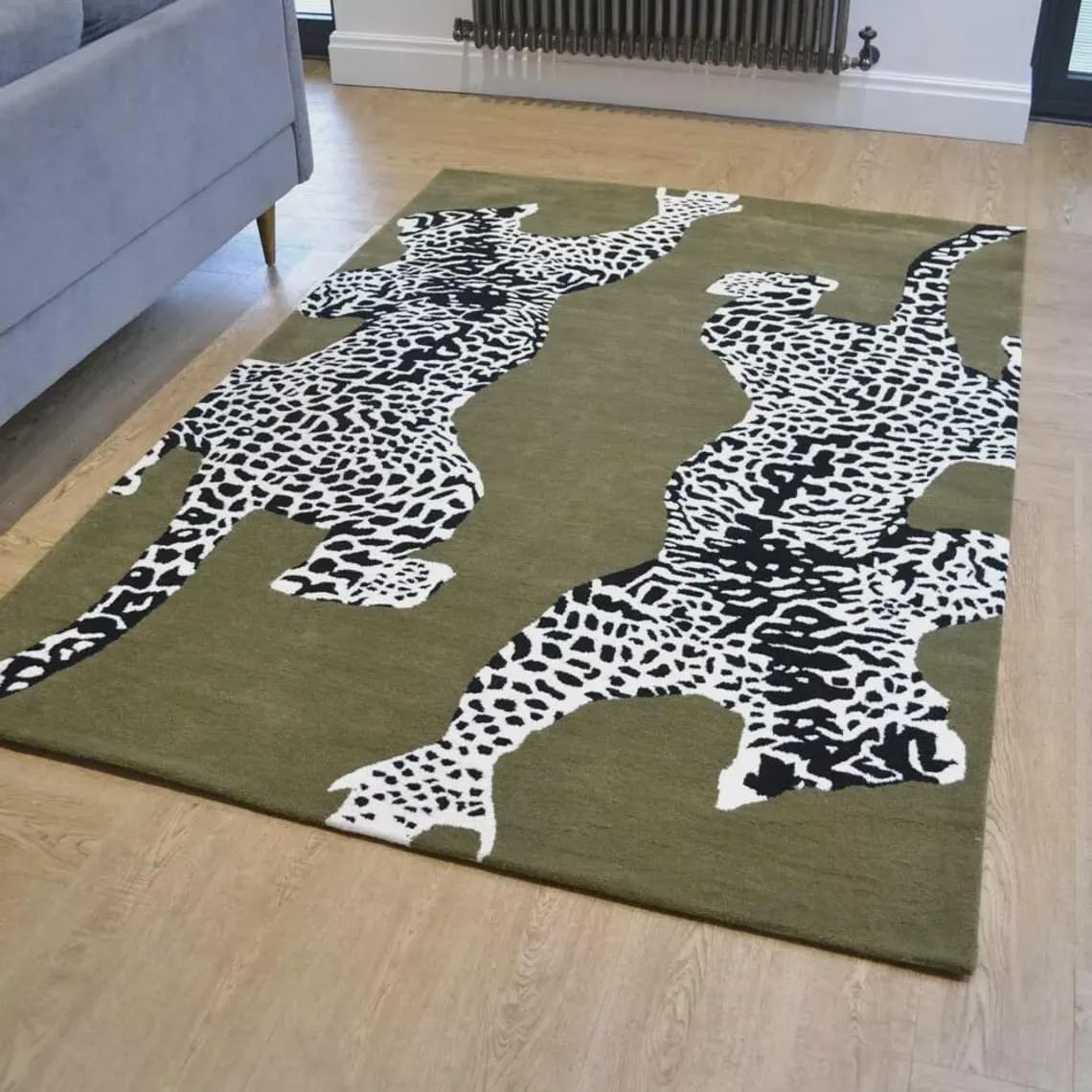 Climbing Jaguar Tufted Rug - Image 6