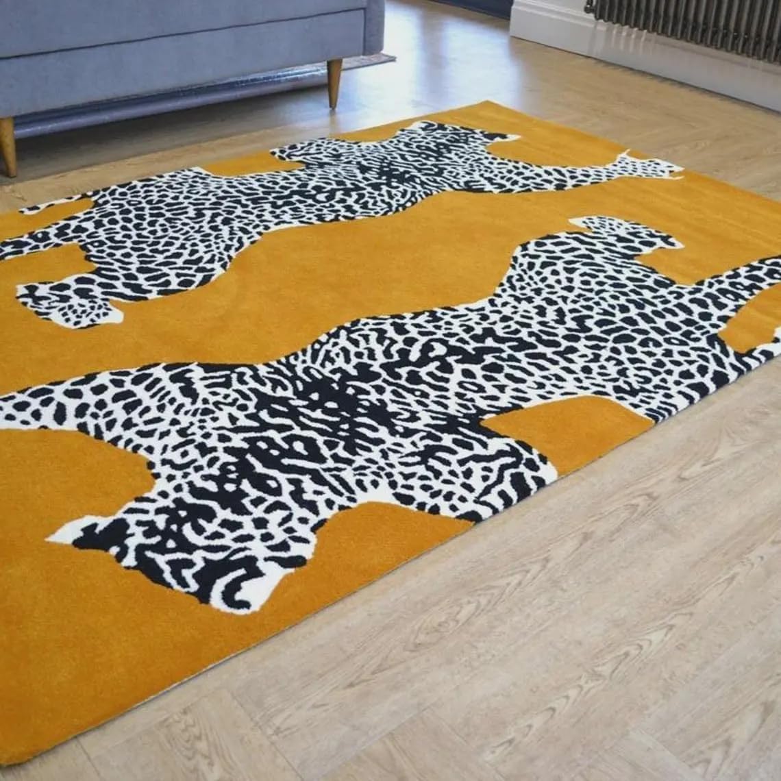 Climbing Jaguar Tufted Rug - Image 13